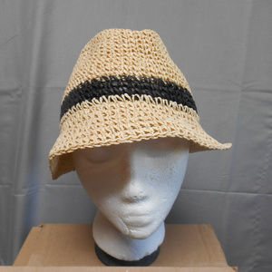 Kirra Pacsun one size paper straw hat